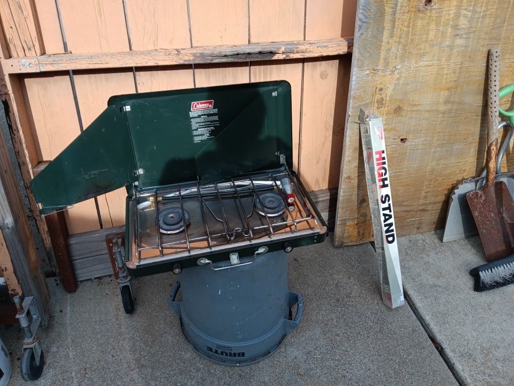 Coleman Stove Propane And Coleman Stand