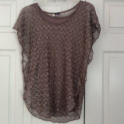 Ladies Lace Top Lavish brand 