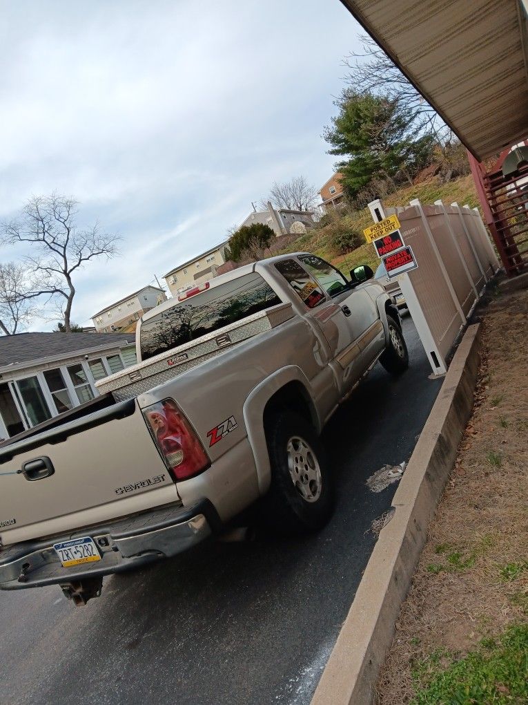 2004 Chevrolet Silverado