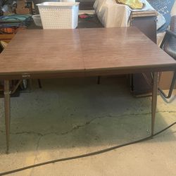 Vintage Formica Table With 2 Leaves 