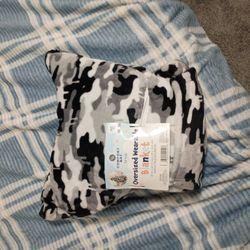 Oversized Wearable Blanket 