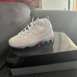 Jordan 11 Men Size 7, 7.5, 8, 13