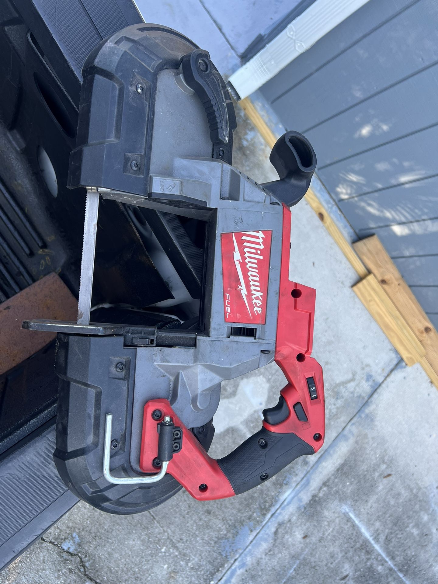 Milwakuee Bandsaw