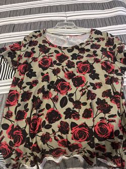 Ladies Plus Size Tops