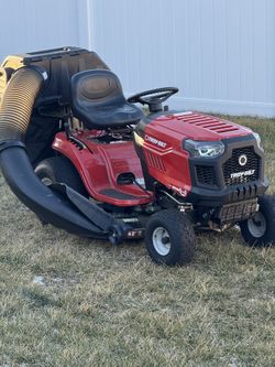 Troy-Bilt Riding Mower w/ Bagger – Only Used 10 Times – Excellent Condition