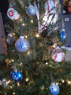 Dodger ornaments $7 ea or 6x $30 or $120 whole tree