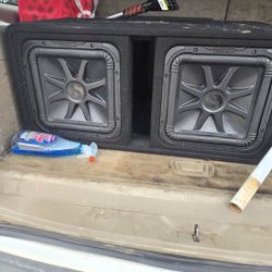 15 Unch Sundown Subs With Hives Attach And 2 Amps