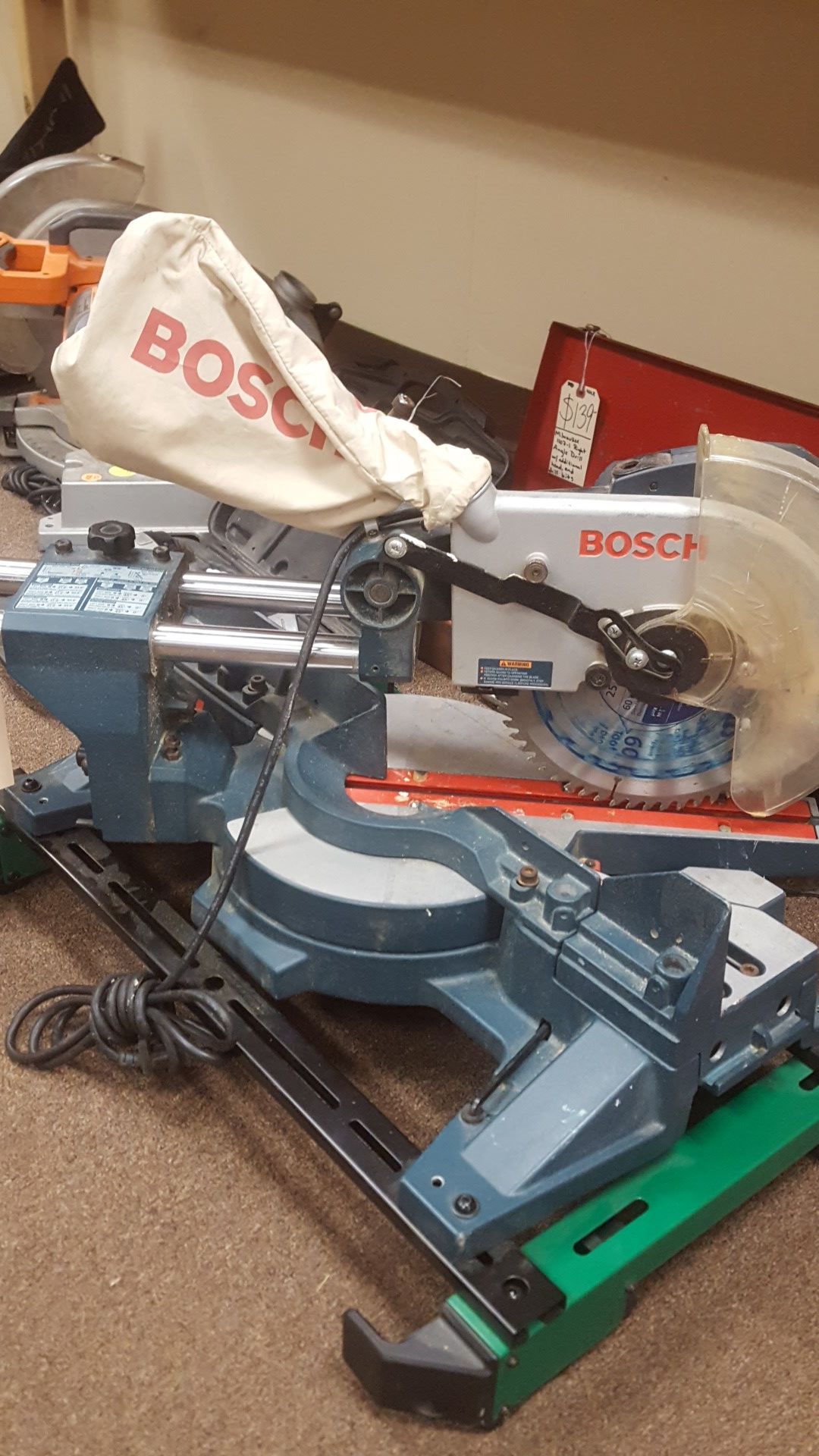 Bosch 3915 Sliding Compound Miter Saw 10"