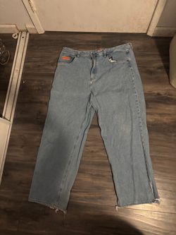 Light Wash Baggy Jeans with Logo Patch
