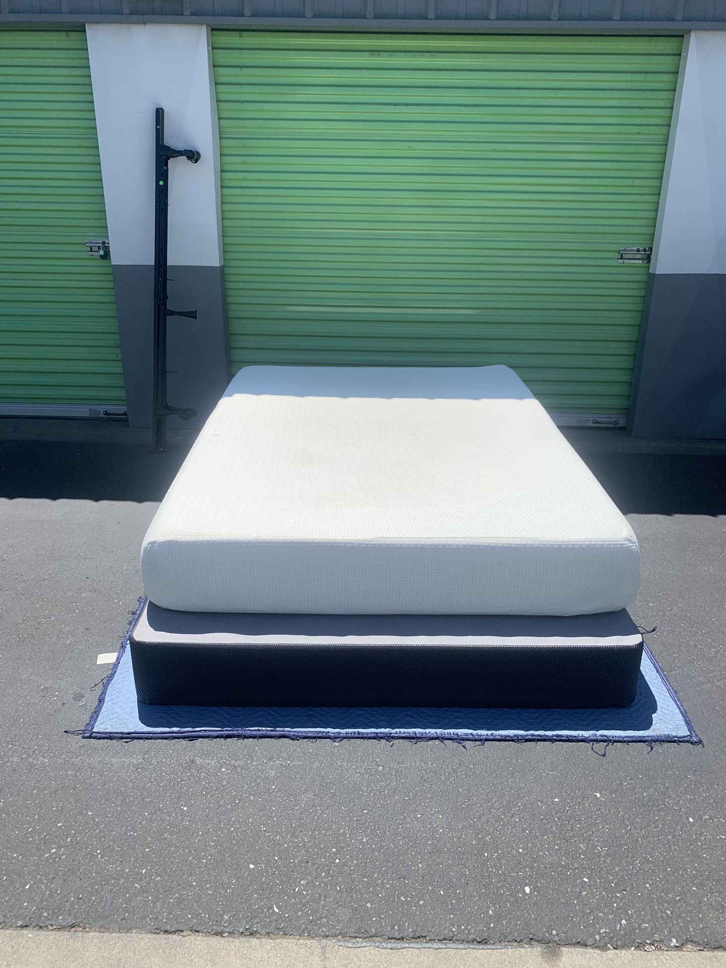 Queen Size Bed And Frame.
