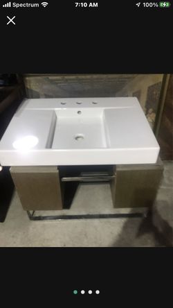 Vanity Top (Floating)