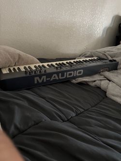 M audio 61 key midi controller