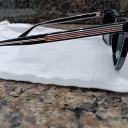 Gucci Sun Glasses / Serial #GG0381SN