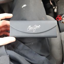 Like NEW Maui Jim Sunglasses 