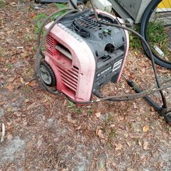 Husky 2200 PSI Pressure Washer