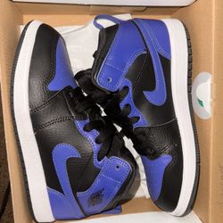 Jordan 1 mid 