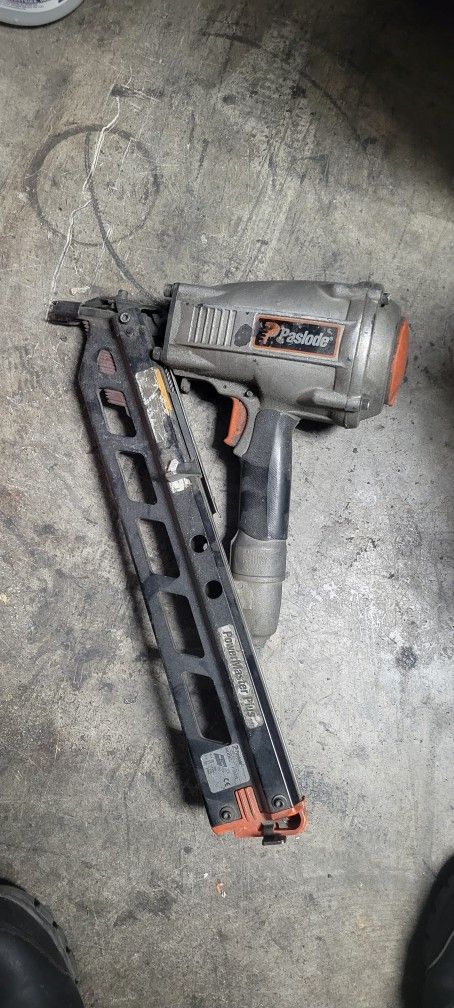 Paslode Model F350s Framing Nail Gun