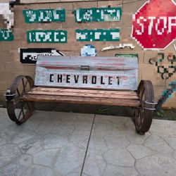 C10 Tailgate Bench 