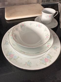 Serves 8. Vintage Prestige Fine China Set - "China Garden" Pattern