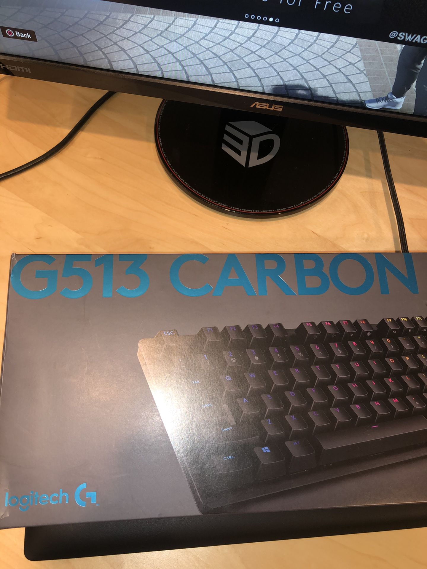 G513 Carbon Logitech Keyboard GX Blue Switches (satisfying)