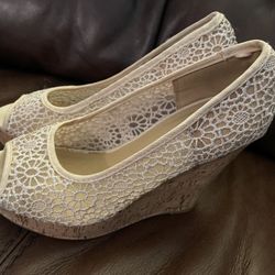 Women’s Wedges Size 6
