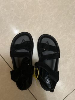 sandal