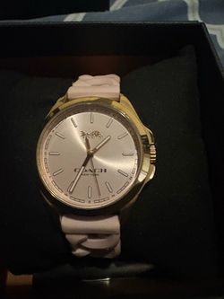 Women’s Coach Watch
