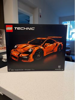 5 Lego Technic 1:8 Supercar Sets
