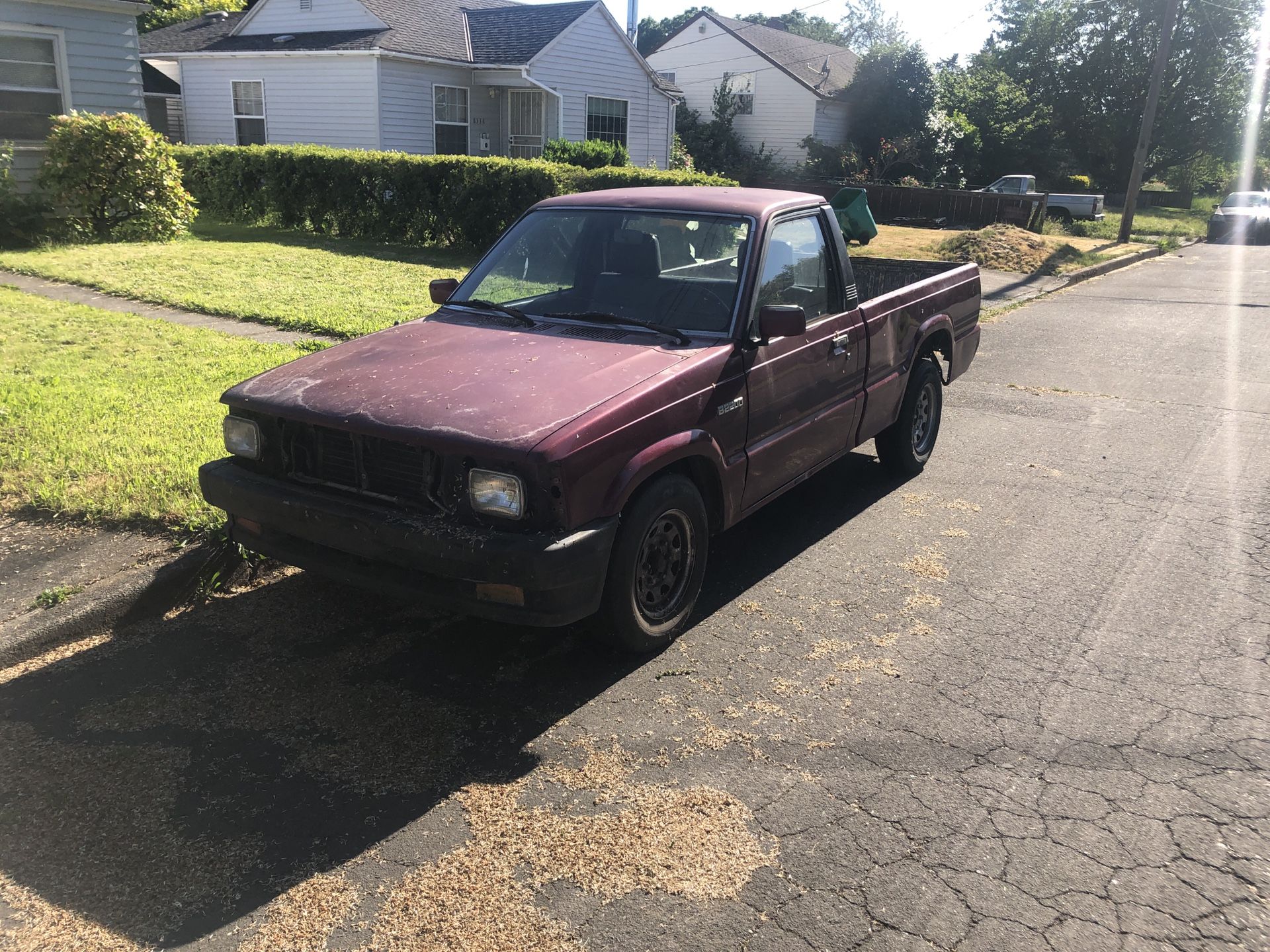 Mazda B2000 B2200 B2600 Parts Parting Out EFI and Carb