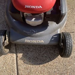Lawnmower 