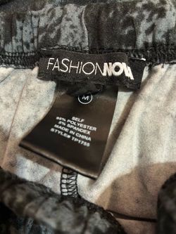 Fashion Nova Animal Print Pants Size Medium
