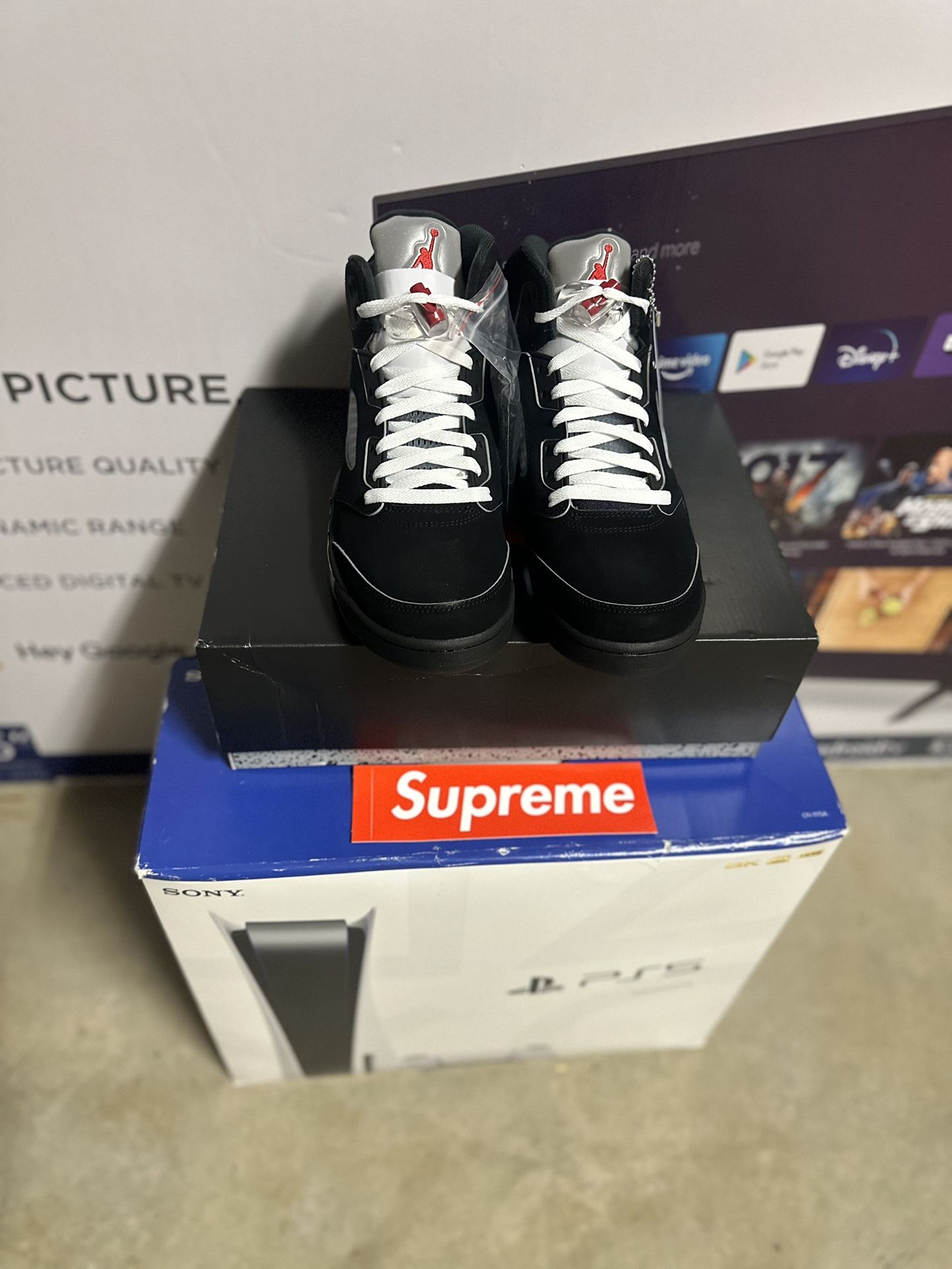 Jordan 5 Black Metallic 