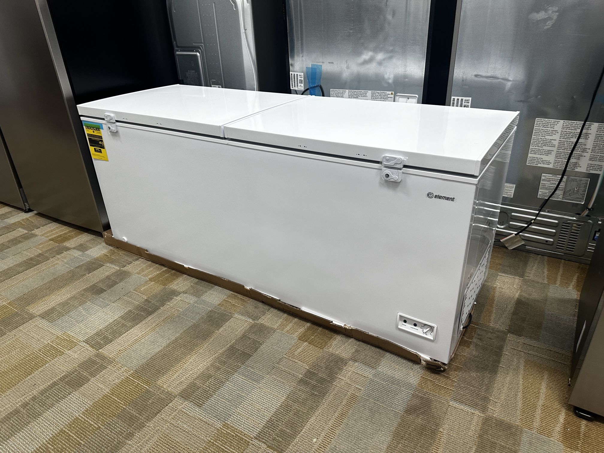 BRAND NEW ELEMENT CHEST FREEZER‼️‼️ WARRANTY‼️ DELIVERY‼️ PAYMENTS‼️
