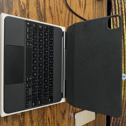 iPad Magic Keyboard 11inch 