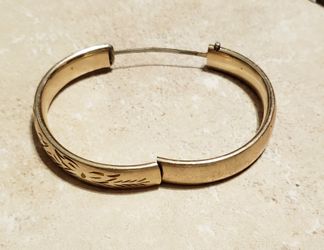 Gold Bangle Bracelet