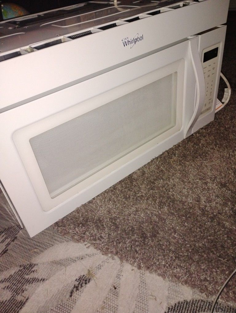 Spacemaker- Above The Range microwave 
