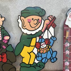 Elf With Puppet