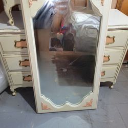 French Provincial Bedroom Furniture 