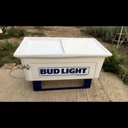 Hielera Grande $$$$$$ 