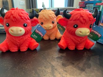 Sunny Days Squeeezy Highland Cow Squishys