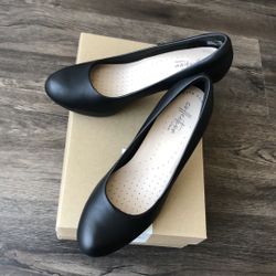 Clarks Leather Pumps 
