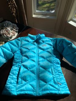 Girls north face puffer jacket