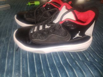 Air Jordan Low-Top Sneakers Black Red White