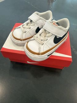 Nike Baby Shoes 4C