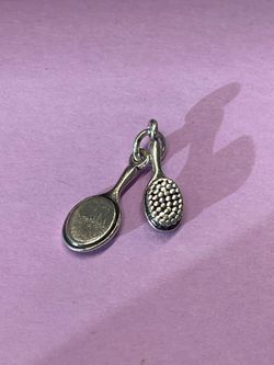 James Avery