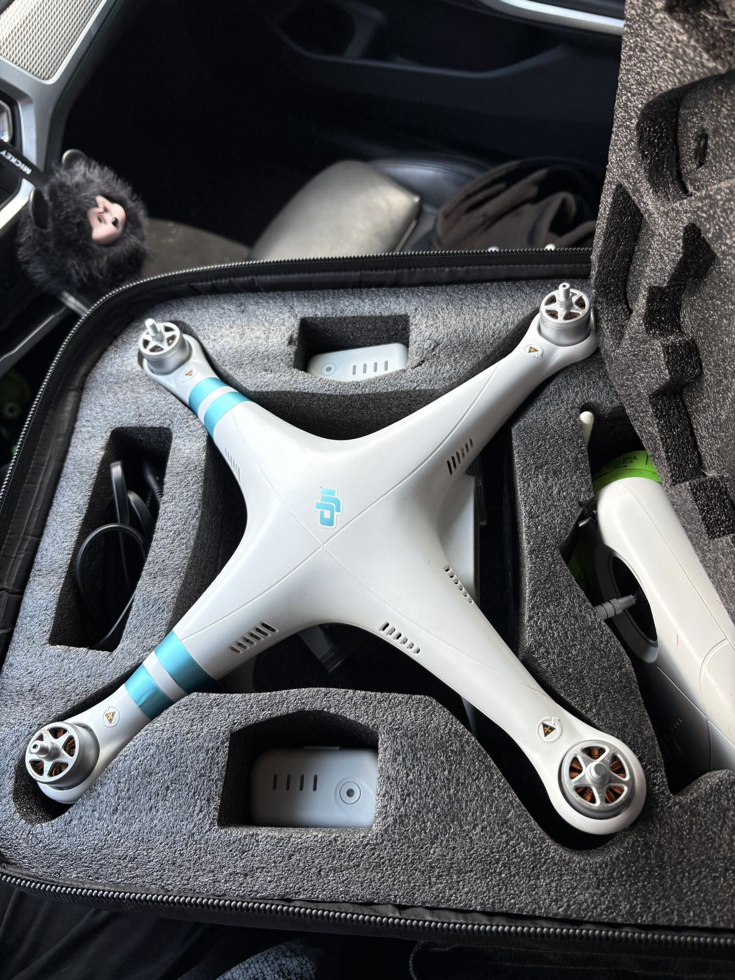 DJI PHANTOM 3 drones 
