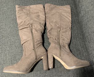 Boots (10)