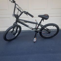 Mongoose Brawler BMX bike