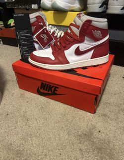 Jordan 1 Varsity Red size 11.5