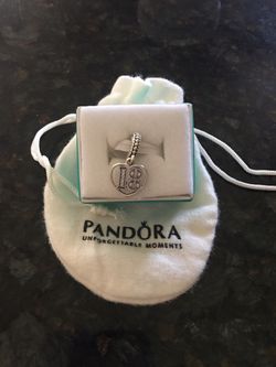 Pandora “18” charm new